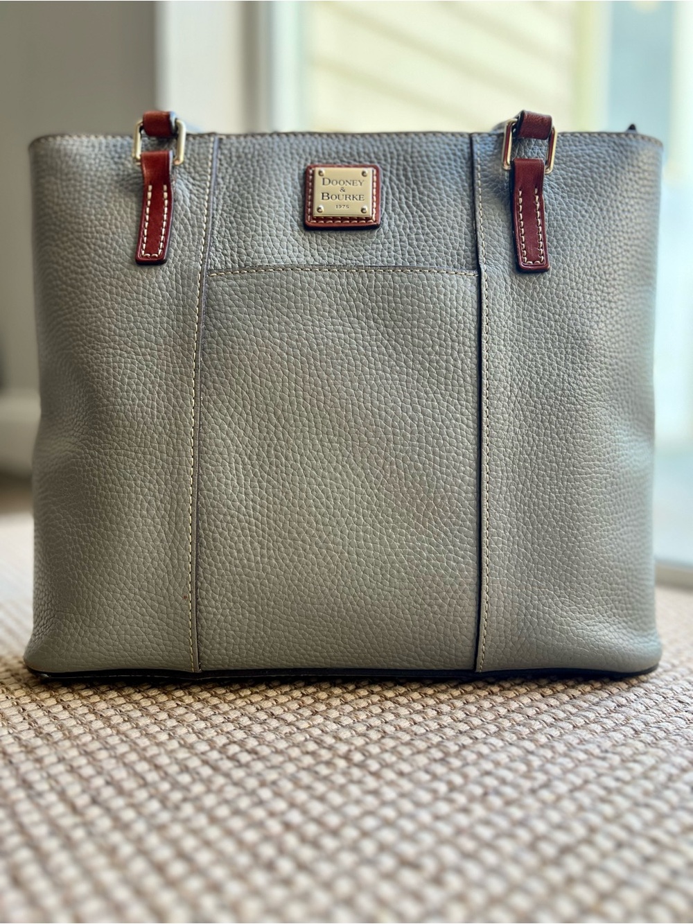 🦆Dooney & Bourke Pebble Grain Leather Tote Gray Taupe Shopper Shoulder Bag